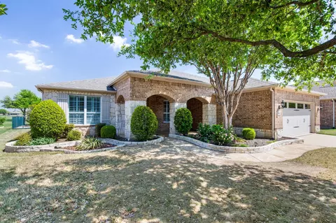 6422 Bushwoods Dr, Frisco, TX 75036