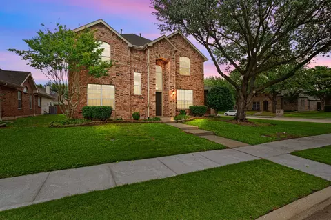 5500 Dark Forest Dr, Mckinney, TX 75070