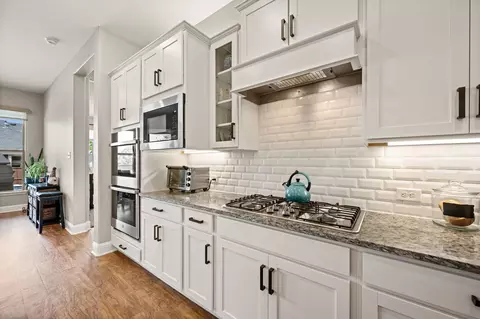 Kitchen - 1226 Aster Pl, Haslet, TX 76052 photo 3 of 4