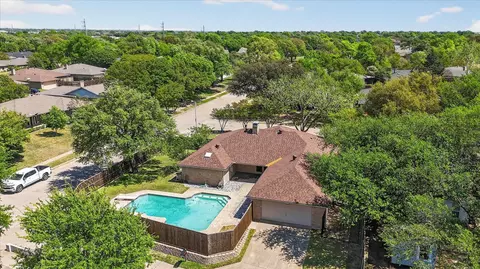 900 E Berkeley Dr, Richardson, TX 75081