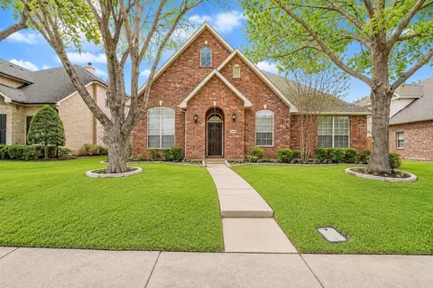 5106 Petersburg Dr, Rowlett, TX 75088