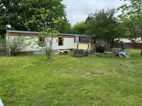 133 Erie St, Mabank, TX 75156