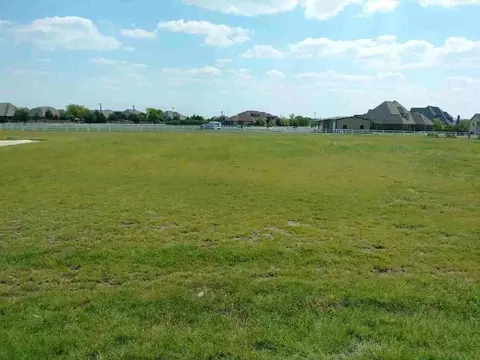 1517 Velda Kay Ln, Fort Worth, TX 76052