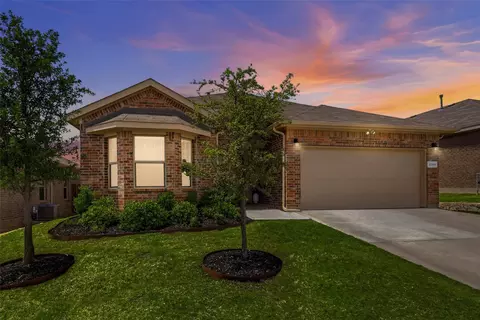 2360 Briscoe Ranch Dr, Weatherford, TX 76087
