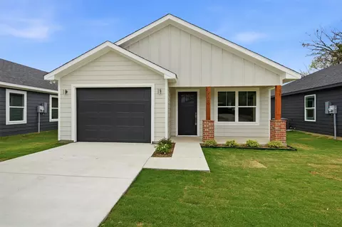 1008 S First St, Sherman, TX 75090
