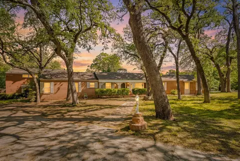 1504 Smilax Ave, Fort Worth, TX 76111