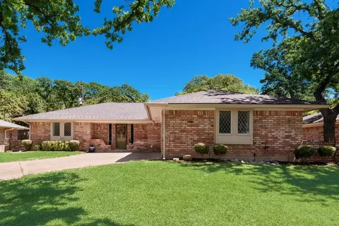 4707 Ridgeline Dr, Arlington, TX 76017