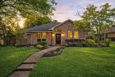 819 Lockhaven Ln, Coppell, TX 75019