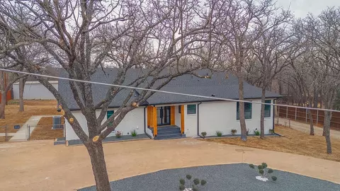 8713 Clay Hibbins Rd, Keller, TX 76248