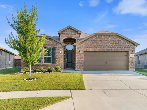 9208 Lace Cactus Dr, Fort Worth, TX 76131