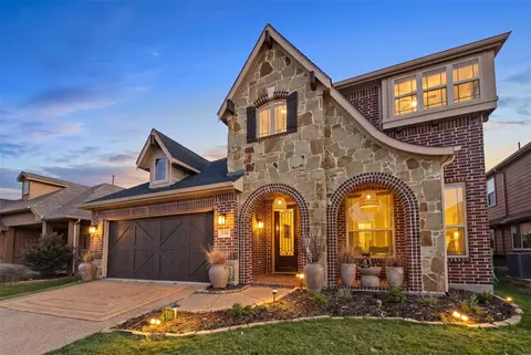 724 Marietta Ln, Aubrey, TX 76227