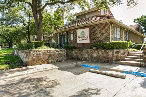 895 Dublin Dr #4, Richardson, TX 75080