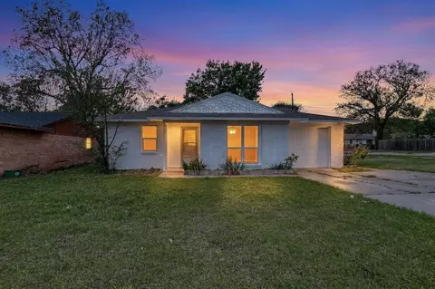 1001 Pioneer Rd, Mesquite, TX 75149