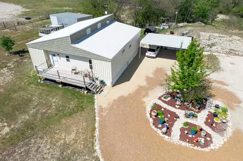 395 Lone Trl, Rhome, TX 76078