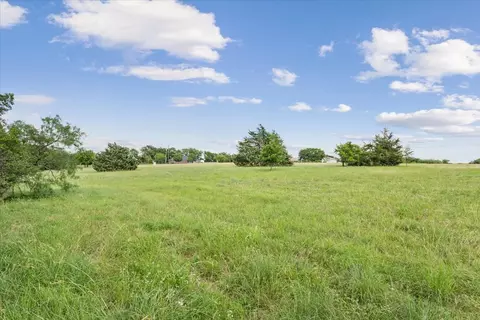 110 Brown Dr, Eddy, TX 76524 photo 12