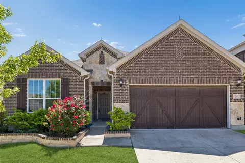 211 Copper Canyon Dr, Lewisville, TX 75067