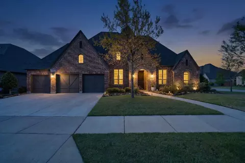 9921 Peninsula Pt, Little Elm, TX 75068