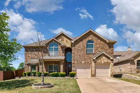 708 Clement Dr, Cedar Hill, TX 75104