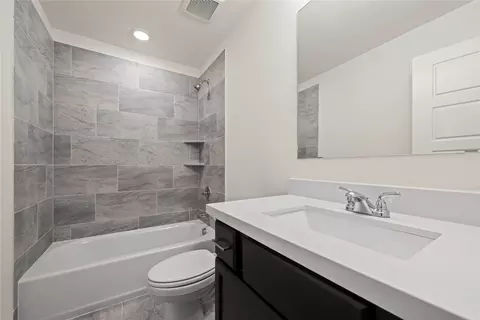 Bath - 8024 Candy Ln, Waco, TX 76708 photo 1 of 2