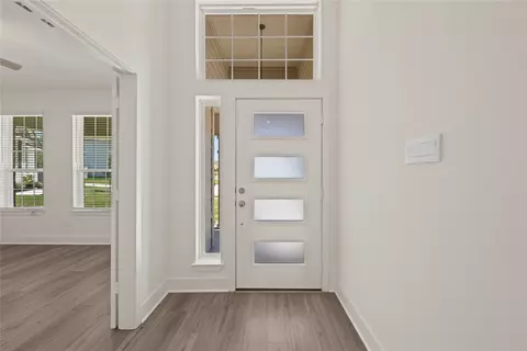 Entry Way - 8024 Candy Ln, Waco, TX 76708 photo 2 of 3