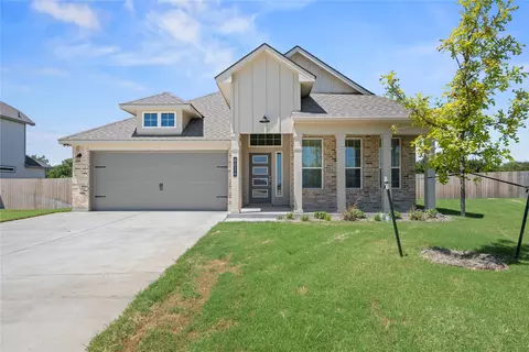 8024 Candy Ln, Waco, TX 76708