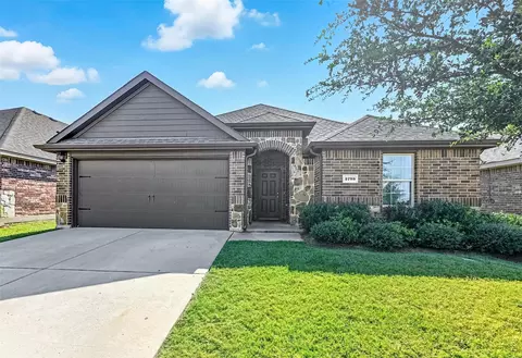 2795 Tanner St, Forney, TX 75126