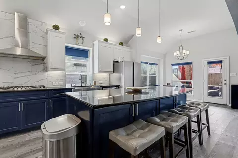 306 Calhoun St, Glenn Heights, TX 75154