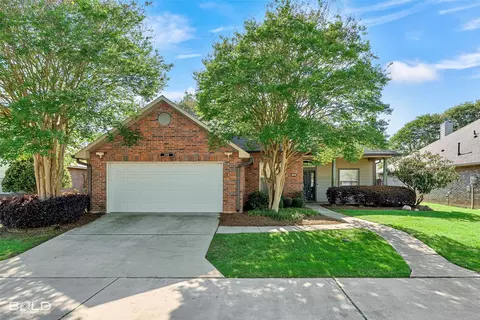 107 Riverbrooke Dr, Shreveport, LA 71115