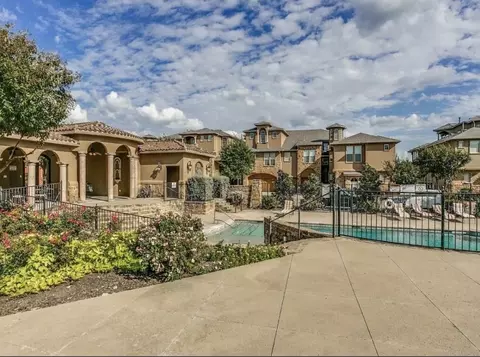 2605 Piazza Ct #2, Grand Prairie, TX 75054