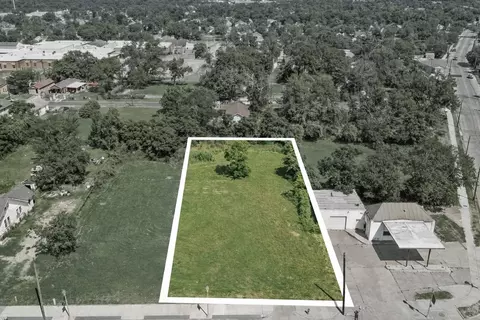 1212 Elm St, Waco, TX 76704