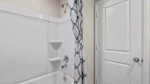 557 Marsh St, Cleburne, TX 76033 photo 30