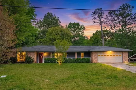 216 Treetop Ln, Hideaway, TX 75771