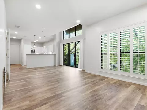 4122 Avondale Ave #204, Dallas, TX 75219