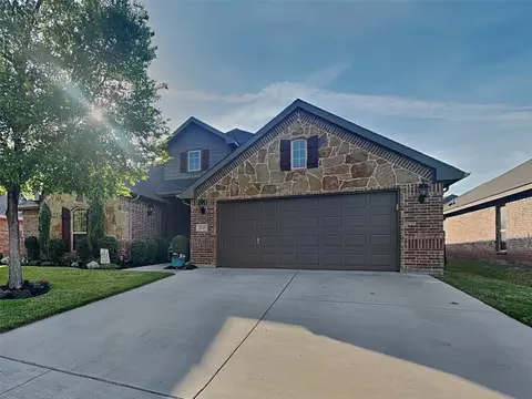 1635 St Croix St, Burleson, TX 76028