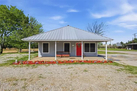 112 Willbanks Ln, Boyd, TX 76023