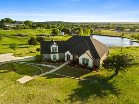 110 Eagles Roost Cir, Ennis, TX 75119