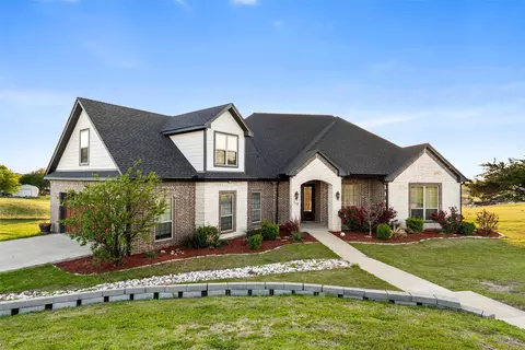 110 Eagles Roost Cir, Ennis, TX 75119