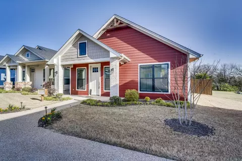 320 Woodside Trl, Waxahachie, TX 75165