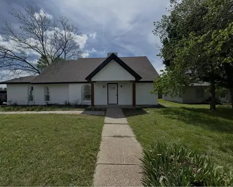2814 Bobtown Rd, Garland, TX 75043