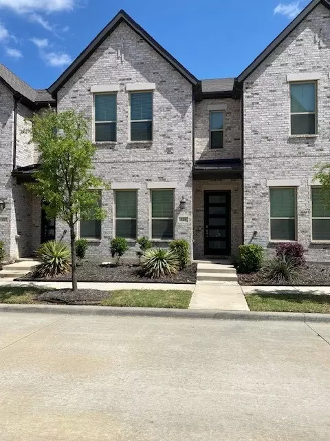 329 Colusa Dr, Lewisville, TX 75056