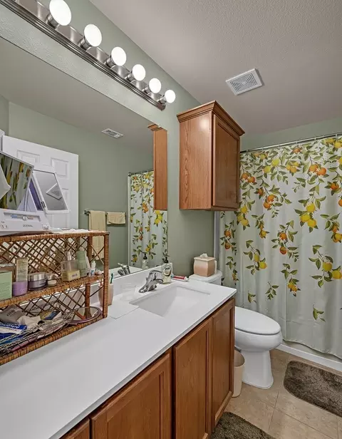 Bath - 9836 Shallow Creek Dr, Waco, TX 76708 photo 4 of 4