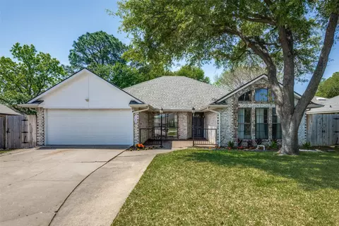 1109 Prairie Creek Pl, Flower Mound, TX 75028