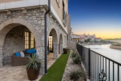 18 Comillas Ct, Westlake, TX 76262