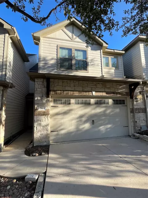 703 Chestnut Hill Dr, Allen, TX 75013