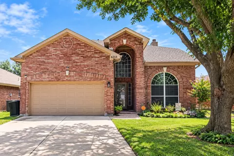 6213 Bowin Dr, Fort Worth, TX 76132