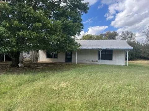 300 E A E 3rd St, Iredell, TX 76649