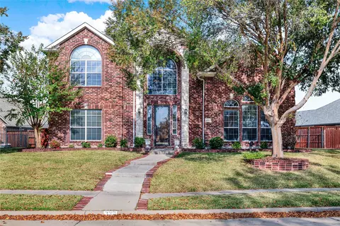 333 Green Acres Dr, Murphy, TX 75094