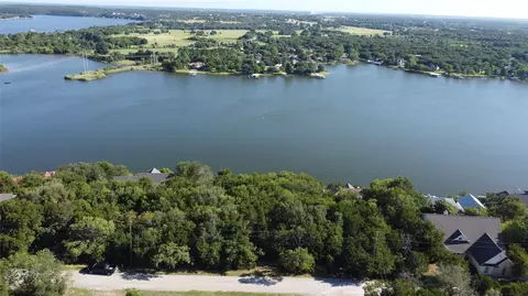 2831 San Gabriel Dr, Granbury, TX 76048