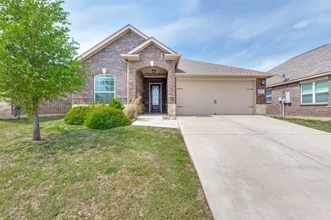 4517 Shy Creek Ln, Denton, TX 76207