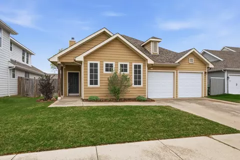 2201 Windsor Farms Dr, Denton, TX 76207